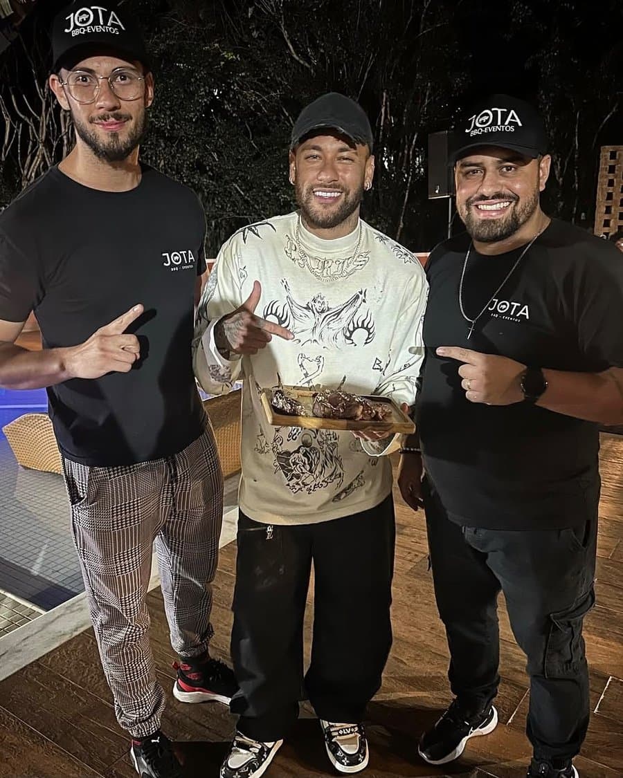 Jota Albuquerque e equipe Jota BBQ Eventos em evento real